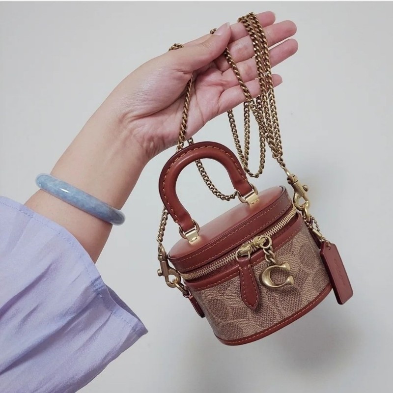 coach 小廢包 小盒子 化妝盒 盒子包 經典 老花 包包 精品 專櫃 正品 側背 肩背 斜揹-0