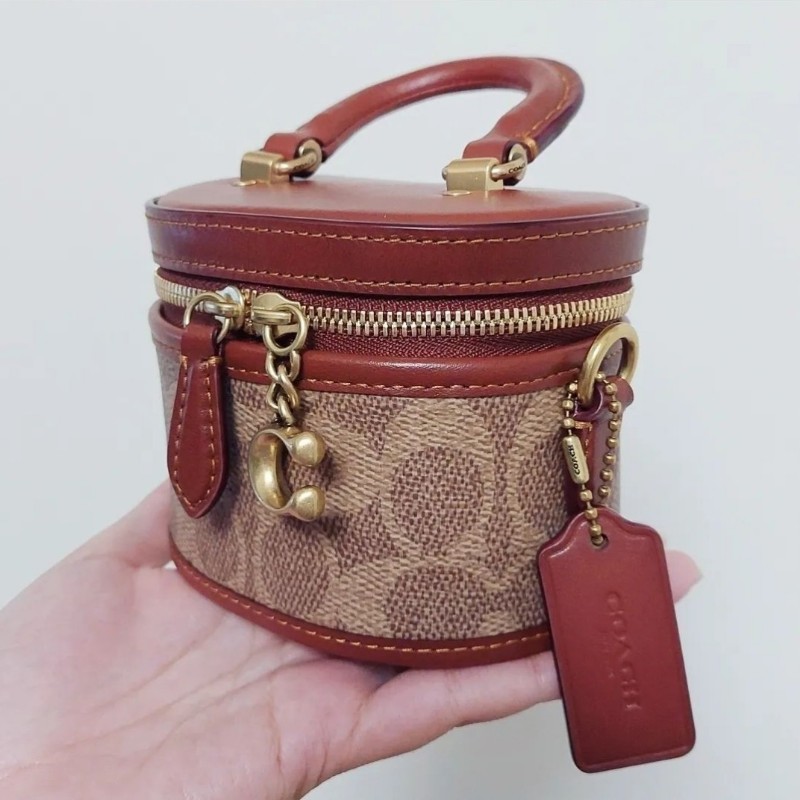 coach 小廢包 小盒子 化妝盒 盒子包 經典 老花 包包 精品 專櫃 正品 側背 肩背 斜揹-1