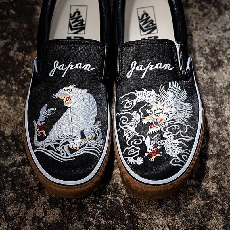 CHIEF’ VANS 日版 SLIP-ON 黑色 緞面 橫須賀 蛟龍/猛虎 刺繡 聯名限量 日本限定-2