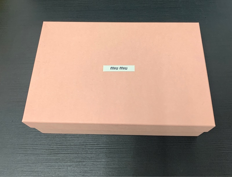 粉色旋風~Miu Miu 經典水晶背帶皺摺皮包-13