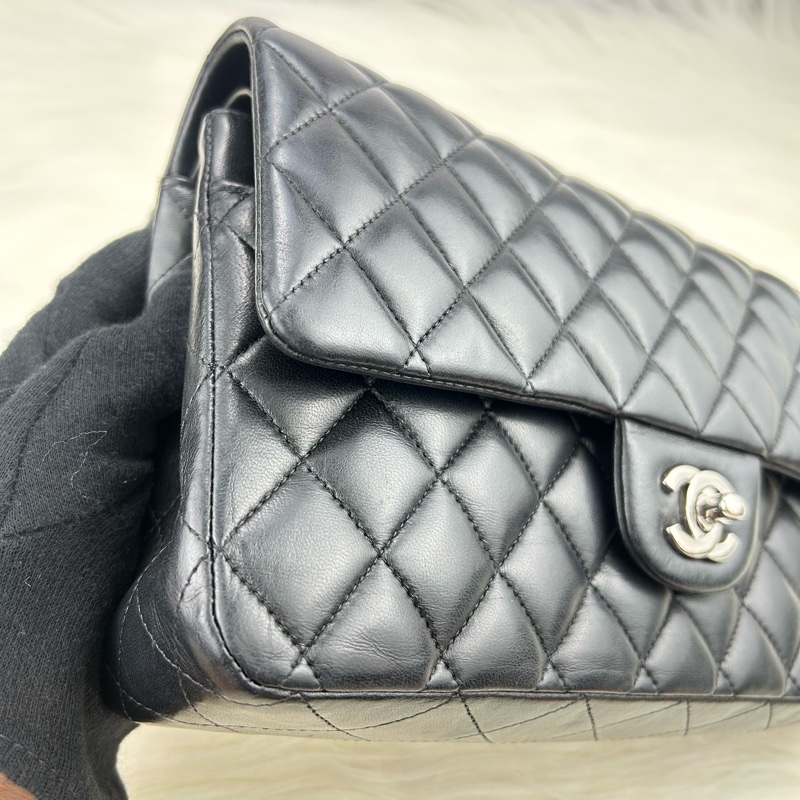 CHANEL Classic flap 中號 cf 25 羊皮銀鍊  黑色雙蓋 超美經典款式-19