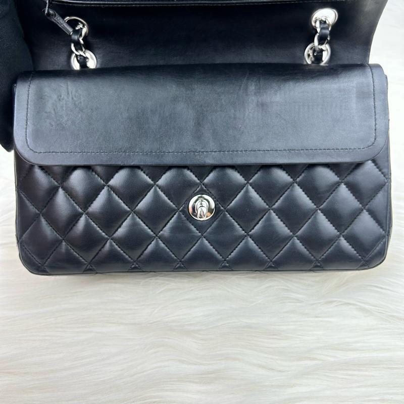 CHANEL Classic flap 中號 cf 25 羊皮銀鍊  黑色雙蓋 超美經典款式-21