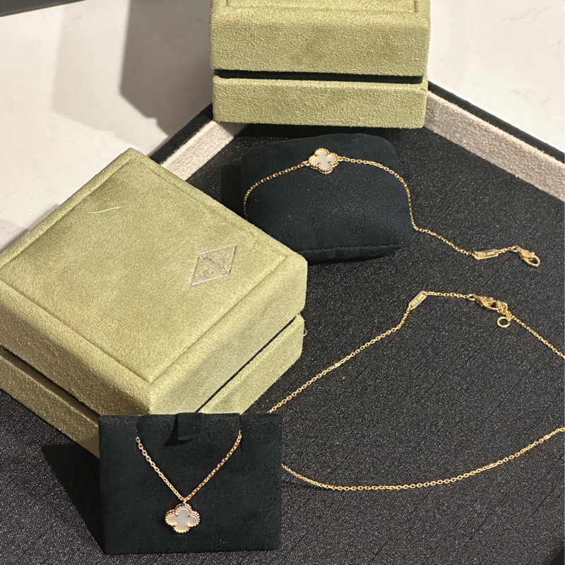 Van Cleef & Arpels梵克雅寶四葉草18K黃金珍珠母貝項鍊.手鍊套組-8