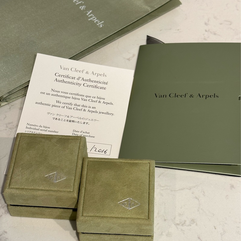 Van Cleef & Arpels梵克雅寶四葉草18K黃金珍珠母貝項鍊.手鍊套組-9