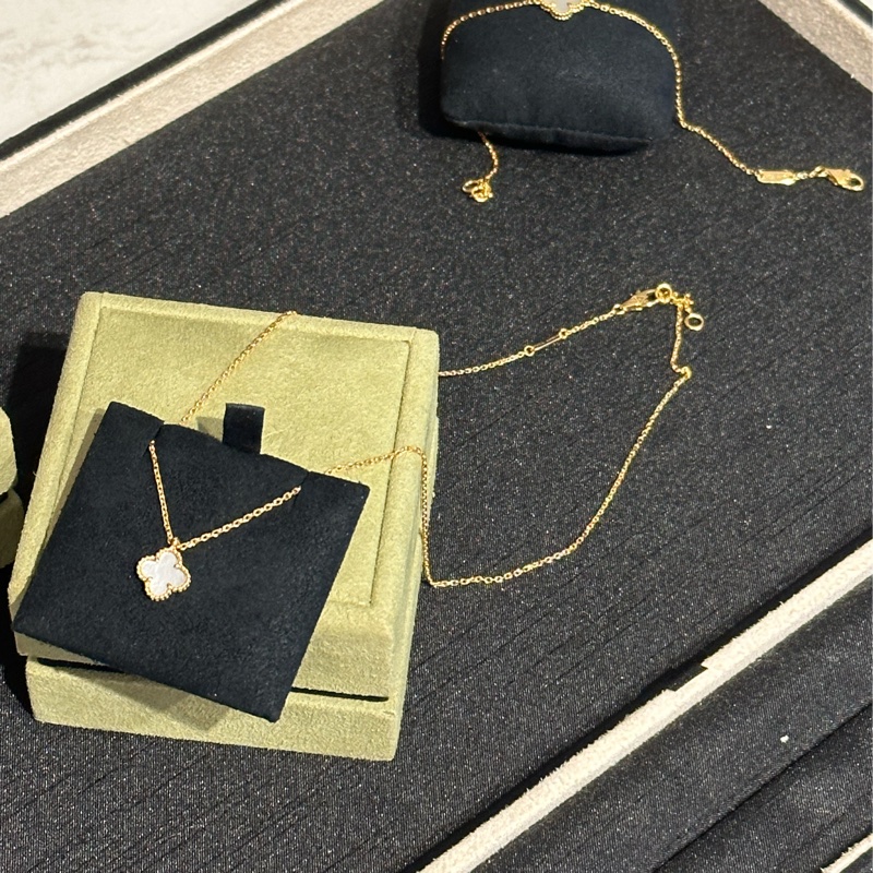 Van Cleef & Arpels梵克雅寶四葉草18K黃金珍珠母貝項鍊.手鍊套組-13