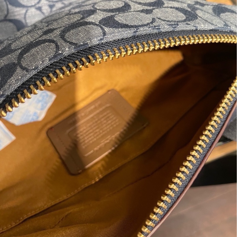 Coach經典大款腰包/胸包 單寧牛仔藍-4