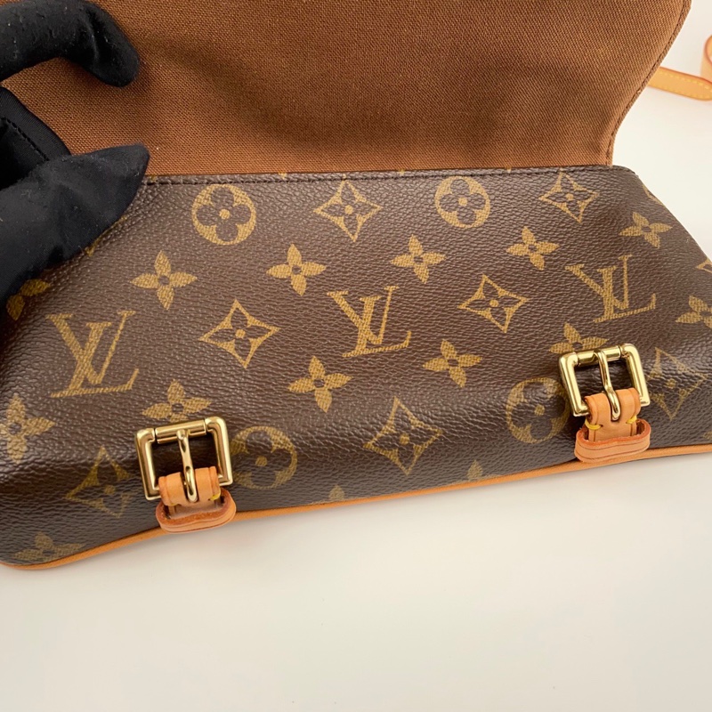 LV 老花經典款變形金剛腰包｜胸包｜側背包-4