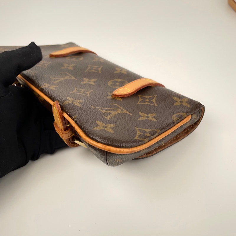 LV 老花經典款變形金剛腰包｜胸包｜側背包-7