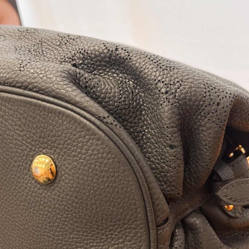 Louis Vuitton LV 灰色全皮MAHINA 林志玲 雷射洞洞包 肩背包/手提包-5