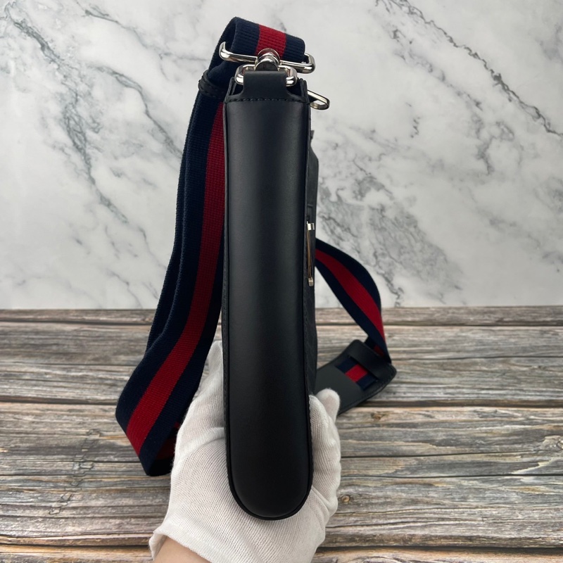 GUCCI 523599 經典GG Supreme藍紅藍織帶拉鍊 #郵差包/ #斜背包 / #肩背包-13