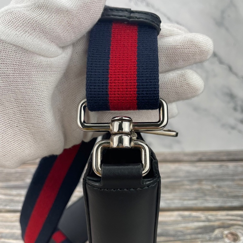 GUCCI 523599 經典GG Supreme藍紅藍織帶拉鍊 #郵差包/ #斜背包 / #肩背包-14