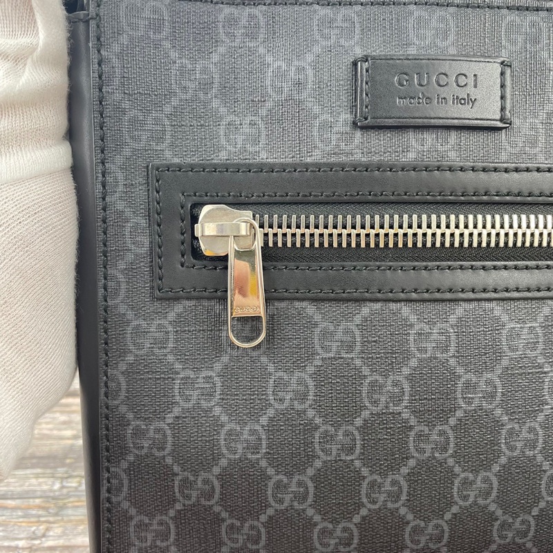 GUCCI 523599 經典GG Supreme藍紅藍織帶拉鍊 #郵差包/ #斜背包 / #肩背包-18