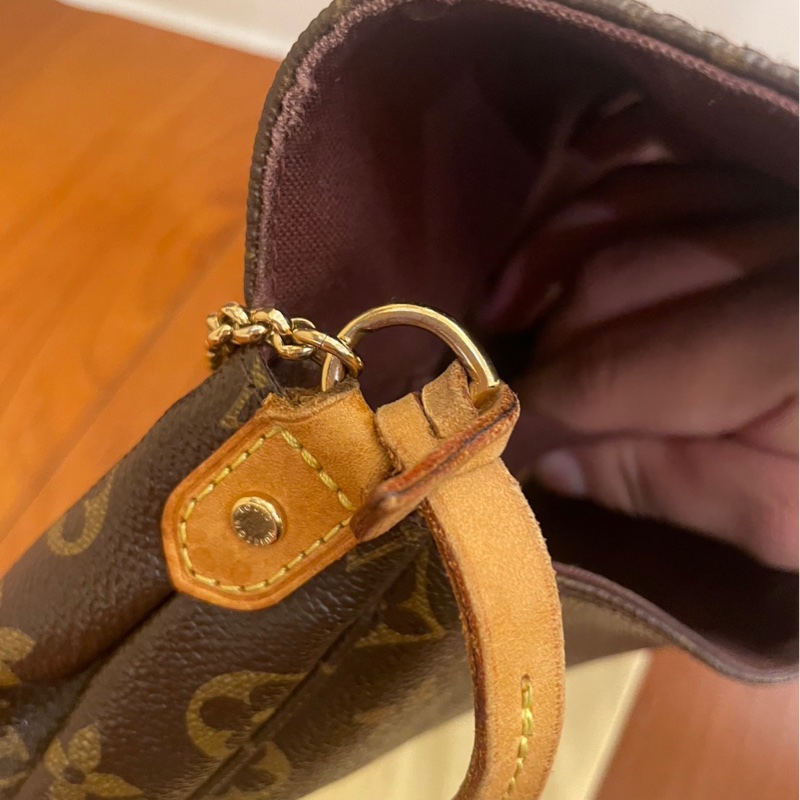 LV 經典花紋 FAVORITE MM-7