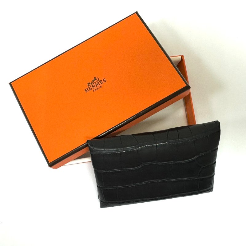 HERMES 黑色經典鱷魚皮短卡夾 10-8-7