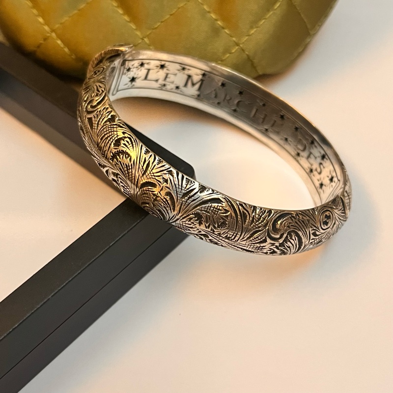 Gucci 仿舊雕花手環-4