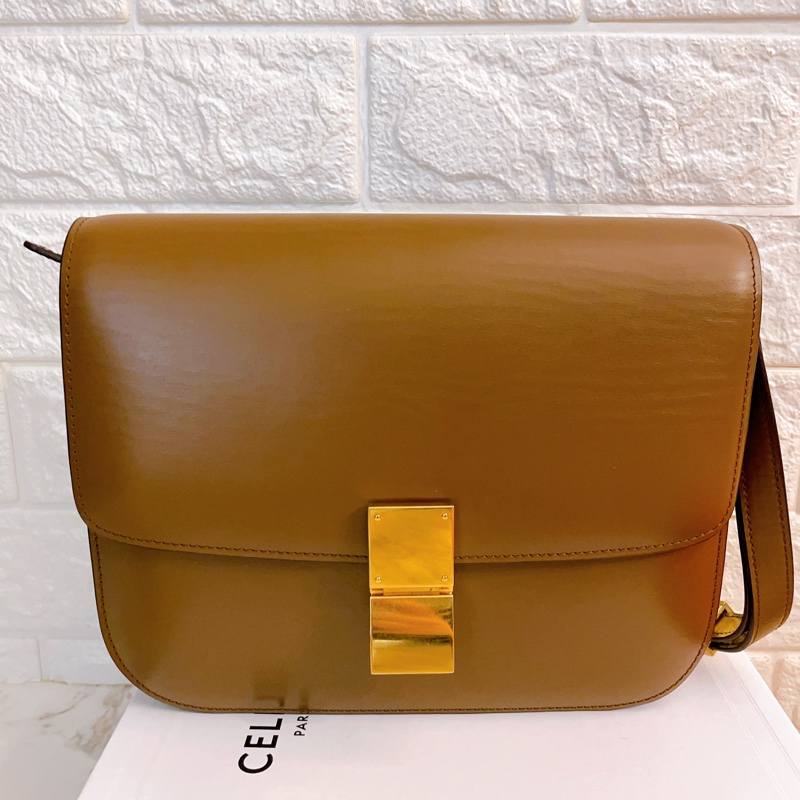 近全新正品✨Celine classic box medium金棕色焦糖金經典豆腐包-0