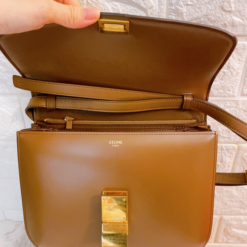 近全新正品✨Celine classic box medium金棕色焦糖金經典豆腐包-4