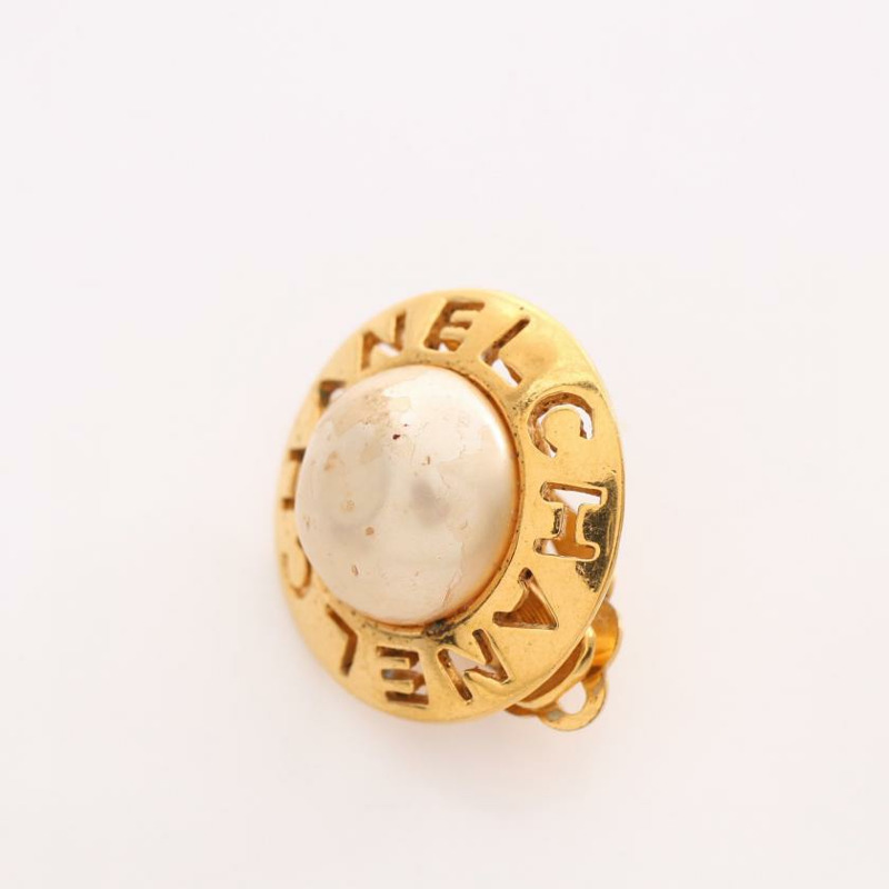 【日本直送】 中古CHANEL[BC]耳環 鍍金 人造珍珠 金色 米白色 Logo vintage-4