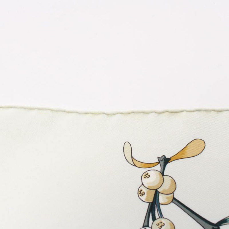 【日本直送】 中古HERMES[BC]方巾90 「Neige d'Antan」 絲巾 絲 淺藍色 多彩色-4