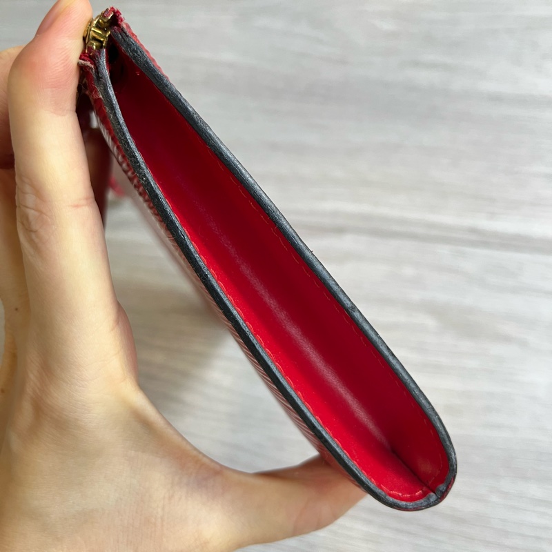 LV EPI紅色腋下包/麻將包-3