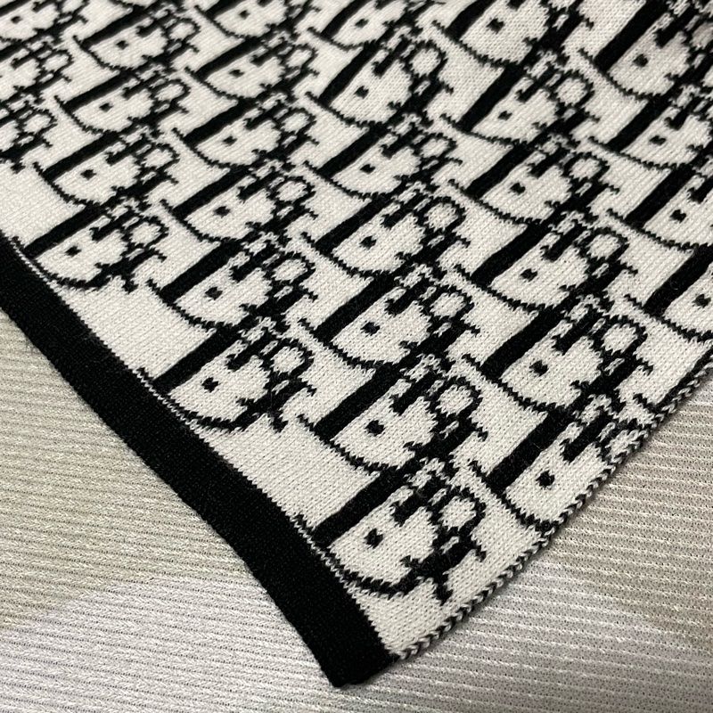 Christian Dior 經典黑白logo雙面100%羊毛圍巾披肩-3