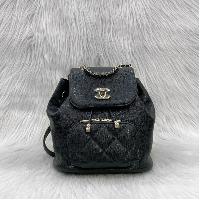 Chanel 經典黑金荔枝皮Affinity迷你後背包*-0