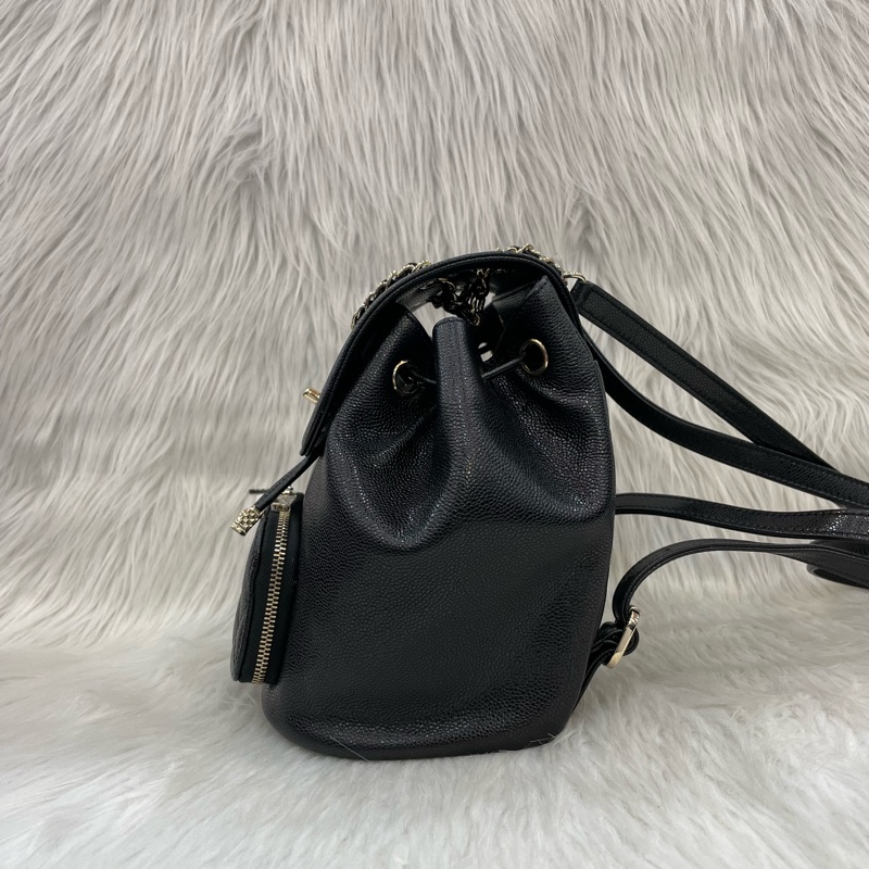 Chanel 經典黑金荔枝皮Affinity迷你後背包*-3
