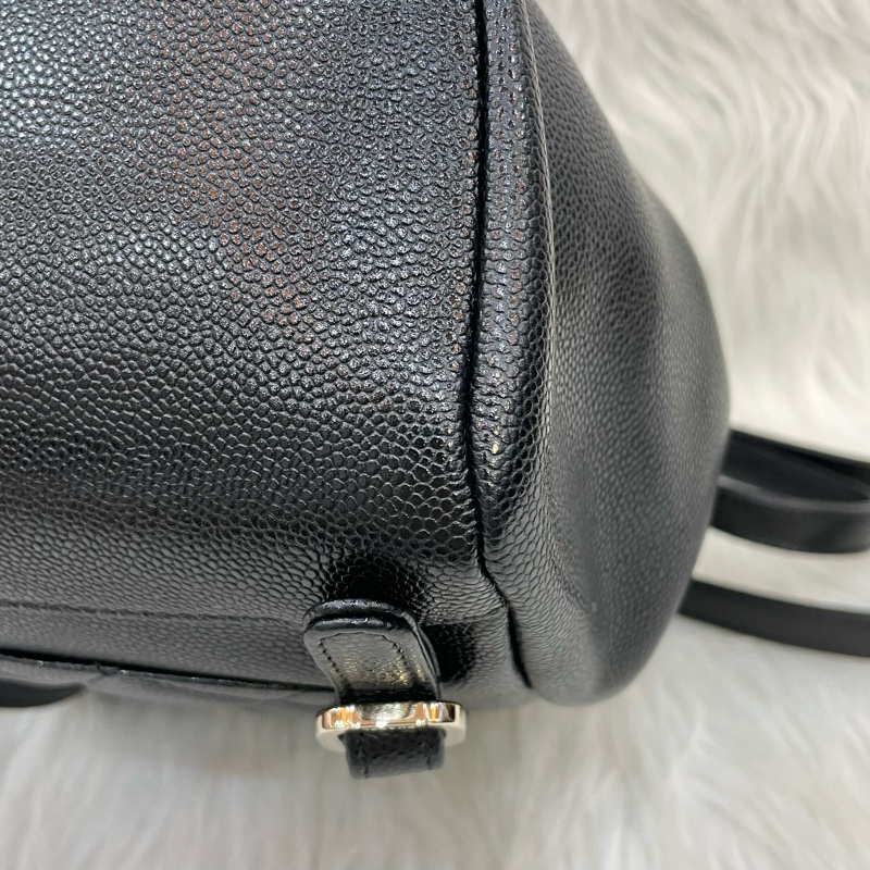 Chanel 經典黑金荔枝皮Affinity迷你後背包*-7