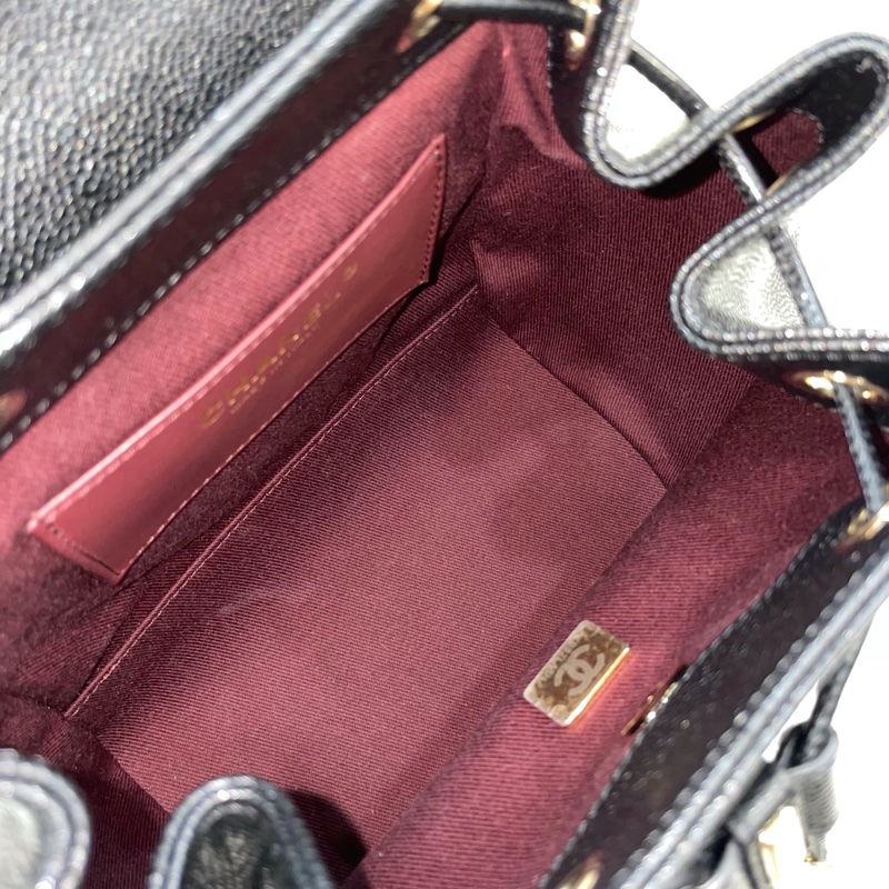 Chanel 經典黑金荔枝皮Affinity迷你後背包*-21