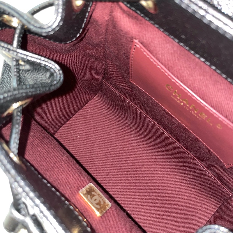 Chanel 經典黑金荔枝皮Affinity迷你後背包*-22