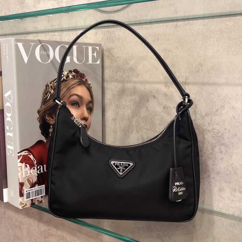 PRADA 黑色 尼龍材質HOBO腋下包/肩背包/手提包-0