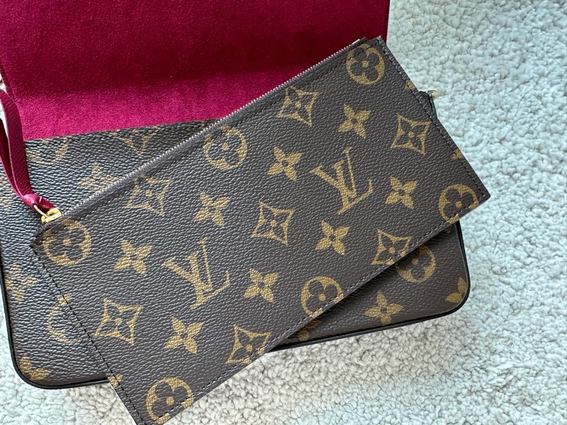 全新❤️LV WOC 鏈帶包❤️-3