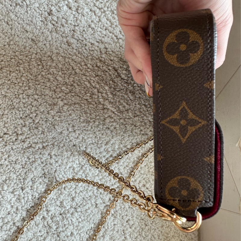 全新❤️LV WOC 鏈帶包❤️-11