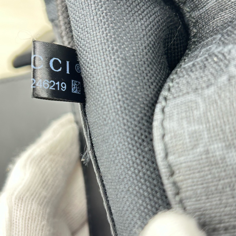 GUCCI Supreme GG souple 紅黑配色軍旅大後背包 雙肩背包-10