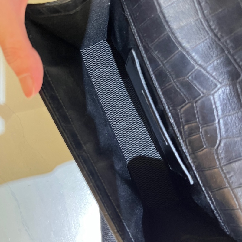 YSL Kate中號 黑色鱷魚壓紋-3