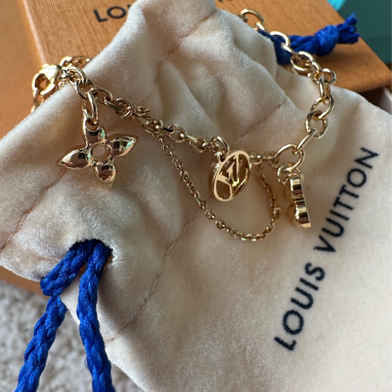 全新❤️ ［想出清啦］ LV Blooming Supple 手鍊手環-6