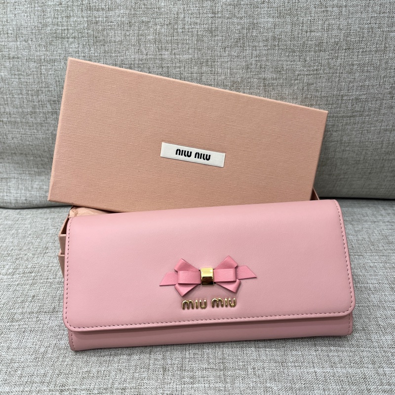 miu miu BOW 撞色蝴蝶結飾小牛皮證件夾長夾(粉)-7
