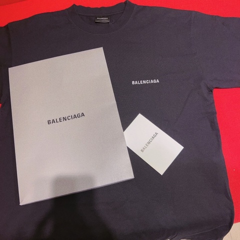 balenciaga 全新男生上衣