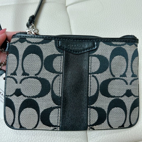 coach全新小錢包（老花）