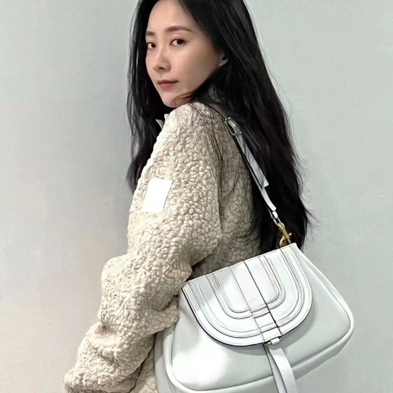 Chloe 閃亮粒面小牛皮中款 Marcie 肩背包 白色( 國外同步折扣/下單前請先詢問)-0