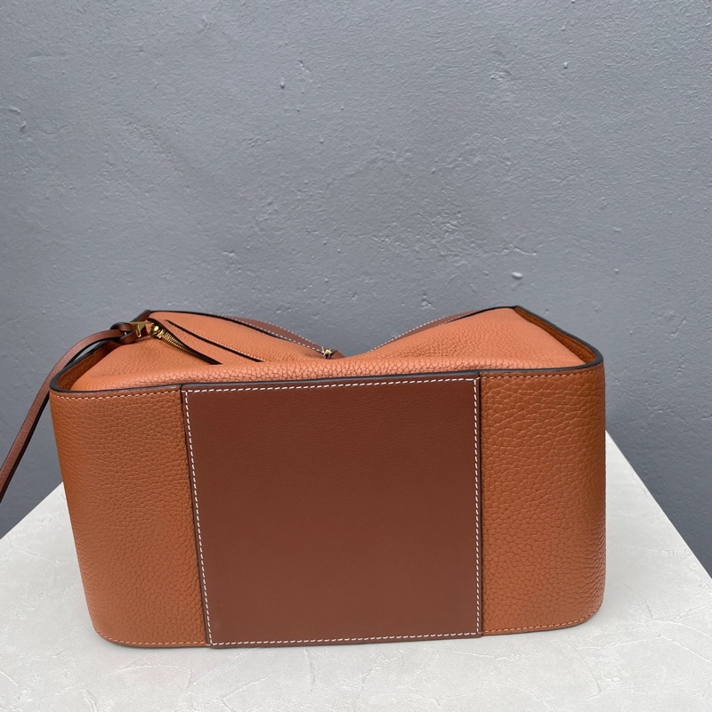 近全新 Loewe hammock 吊床包 small 小尺寸 荔枝 牛皮-11