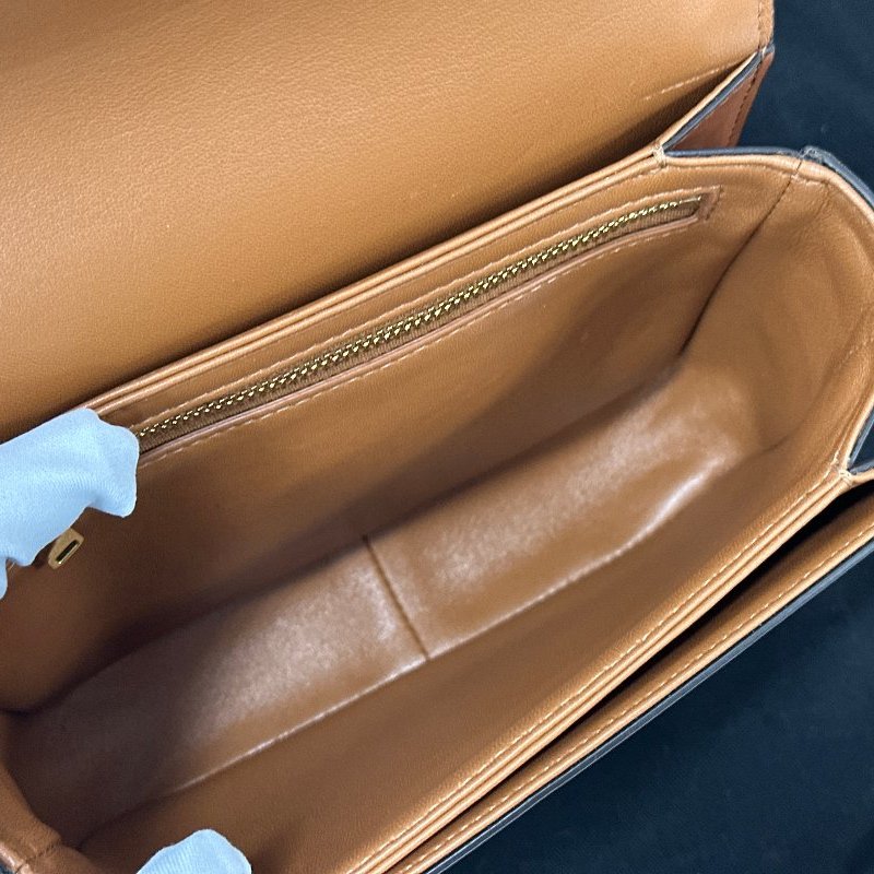 CELINE | 焦糖帆布凱旋門 Triomphe Bag-17