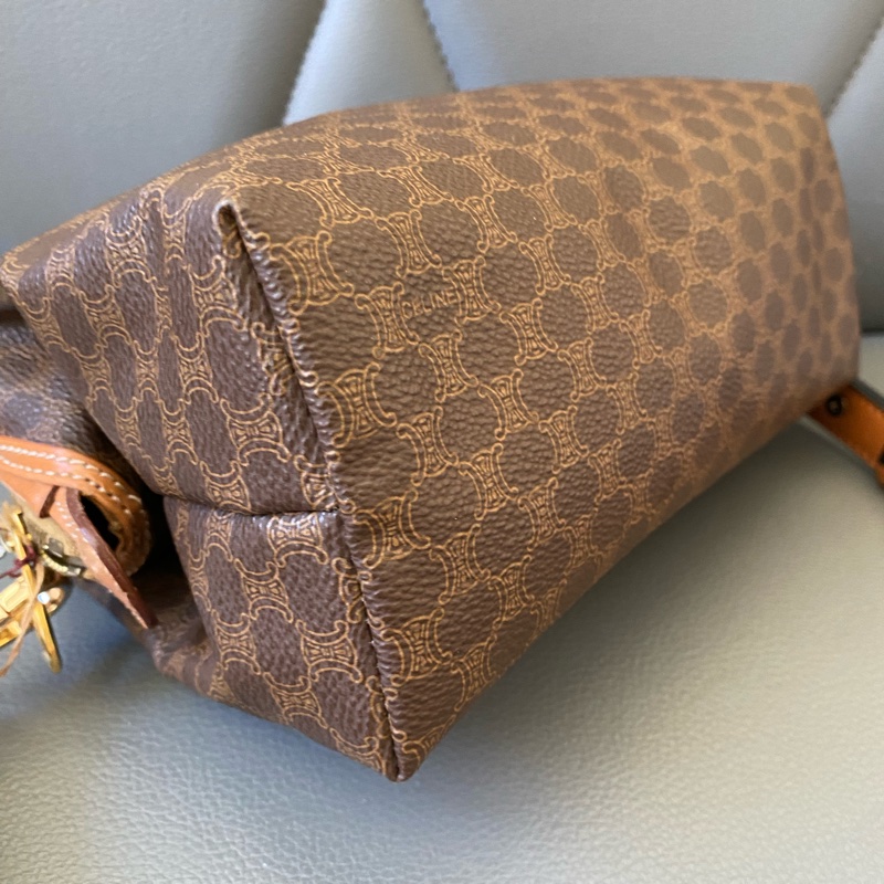全新未使用的閒置品 Celine vintage焦糖棕雲朵包手拿斜背包-6