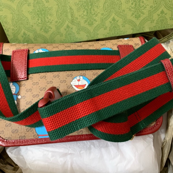 暑期特賣 聯名款 GUCCi x Doraemon 哆啦A夢 斜背包 側背包 胸口包 腰包 GG Supreme-5