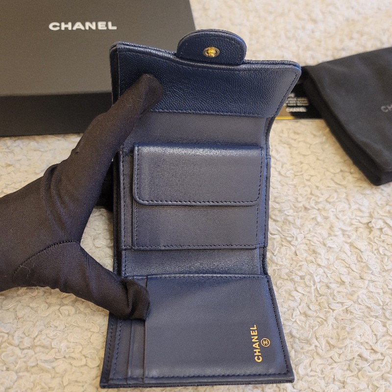 (保留中)Chanel 香奈兒 CF牛皮三折錢包 短夾-8