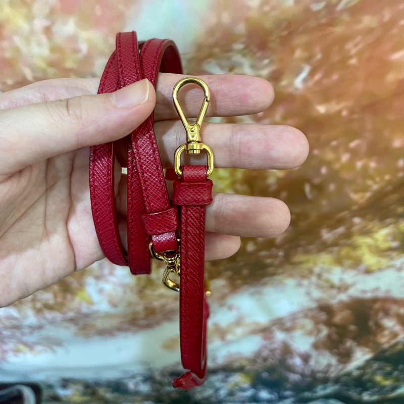 櫃上125000萬💰新款mini尺寸 Prada mini紅金 迷你殺手包 手提 肩背 斜背-27