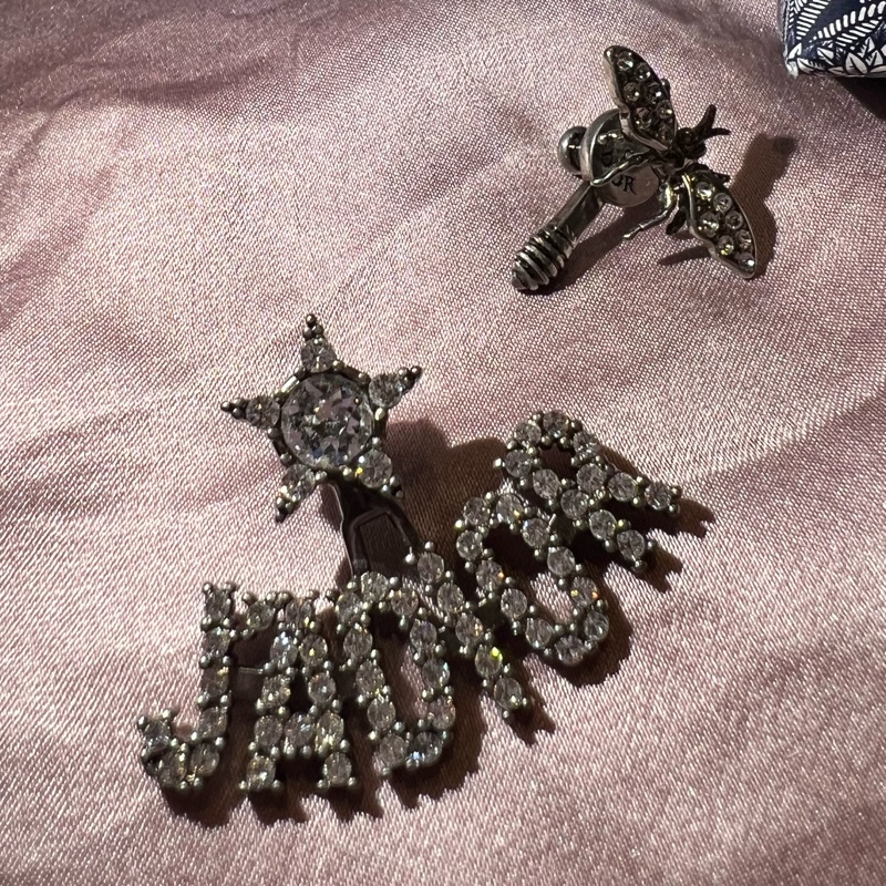 DIOR 經典LOGO水鑽蜜蜂不對稱復古銀針式耳環/幾乎全新-9
