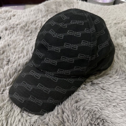 巴黎世家 Balenciaga 滿版logo 老帽 帽子 幾乎全新