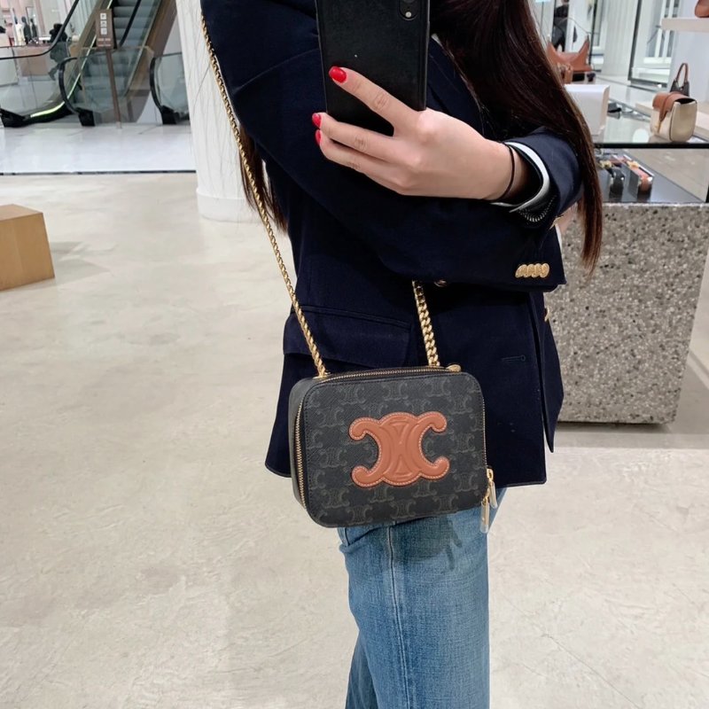Celine 10L052 Cuir 老花凱旋門鍊盒包(當季熱門新品 下單前請先詢問)-7