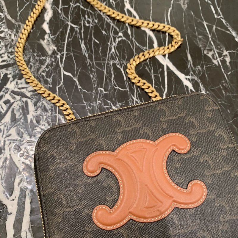 Celine 10L052 Cuir 老花凱旋門鍊盒包(當季熱門新品 下單前請先詢問)-8